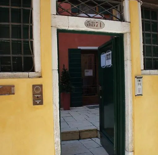 B&B Venezia In Suite&Apartments
