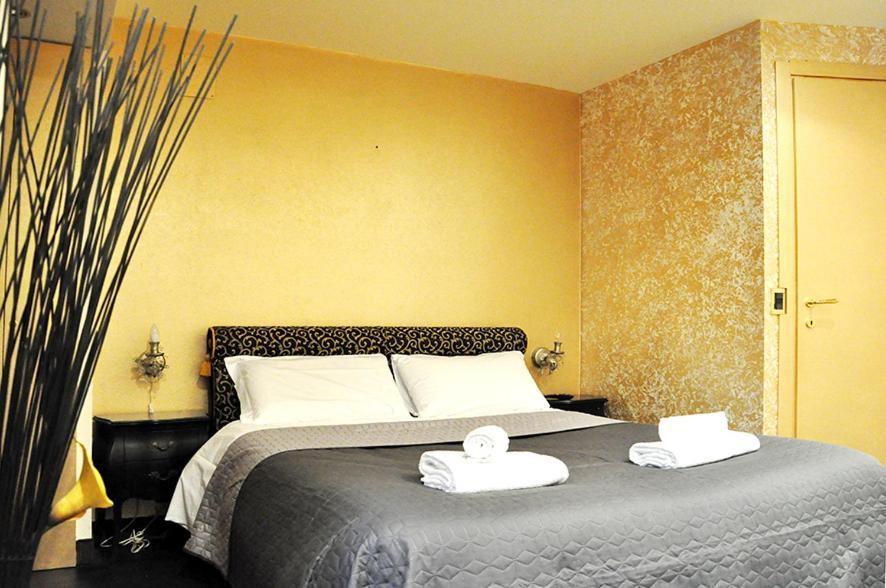 Bed & Breakfast In Suite&apartments 2*